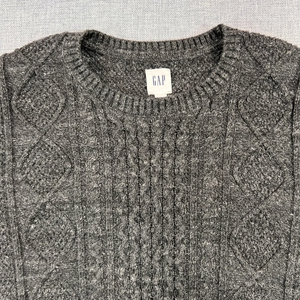 GAP‎ Budding Cable Knit Fisherman Sweater Men M Dark Charcoal Gray Cozy Normcore